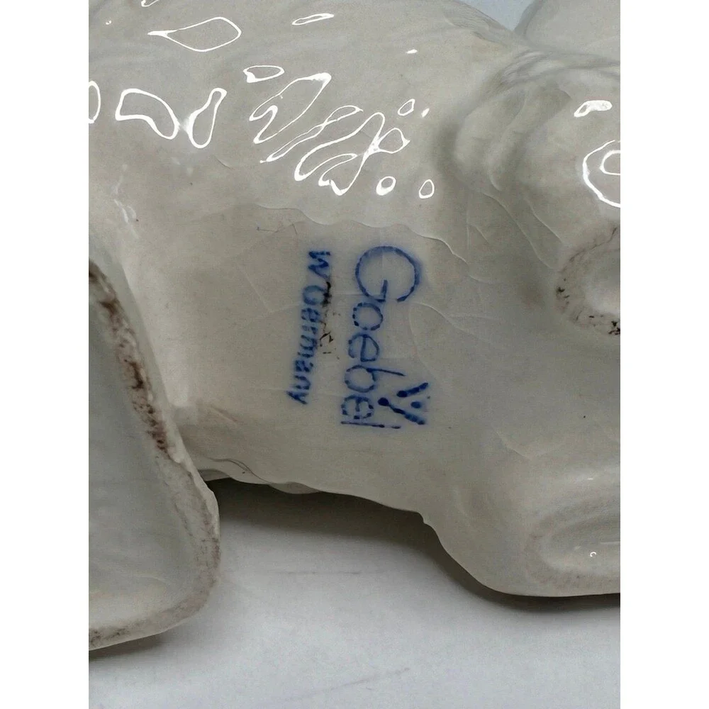 Goebel hummel white